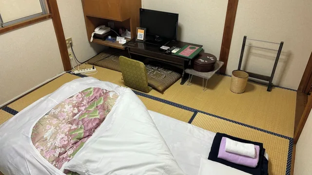 غرفة بسريرين منفصلين، Hinodeya Ryokan 1/5