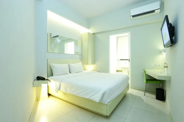 غرفة قياسية بسريرين منفصلين، Cleo Hotel Basuki Rahmat 1/1