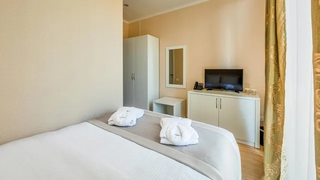 Room, Single, Lisi Hills Hotel 7/10