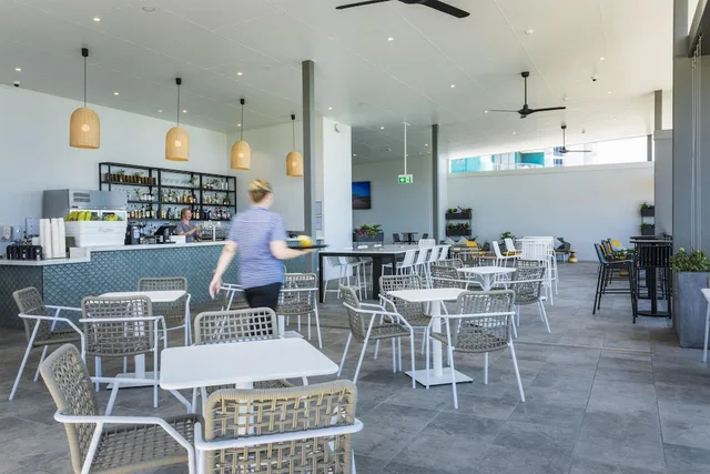 Oaks Cairns Hotel، كيرنز، كوينزلاند 75/93