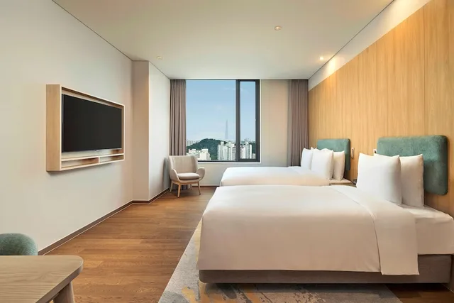 غرفة عائلية بسرير كوين وسرير فردي، Hilton Garden Inn Seoul 2/4