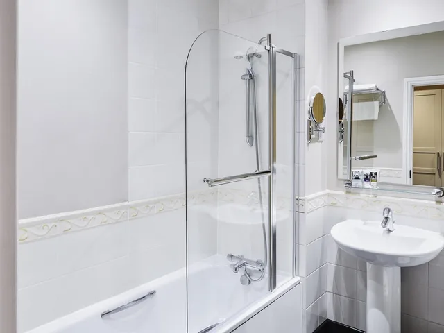 غرفة سوبيريور بسرير مزدوج، Mercure Newbury West Grange Hotel 6/7