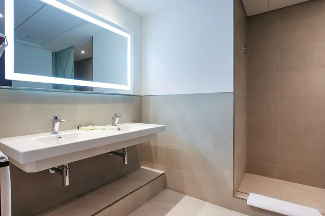 جناح استوديو بسرير كينج، Sitara Hotel Apartment L.L.C 3/5