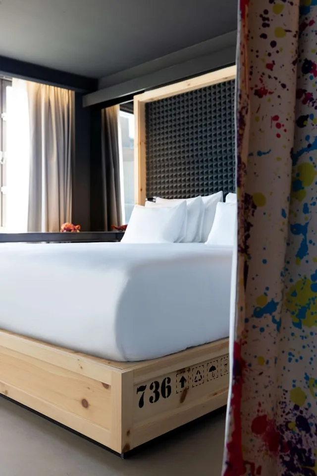 Nhow, Art, Junior Suite, King Bed، Nhow Brussels Bloom 7/10