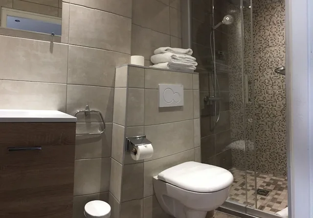 غرفة كومفورت بسرير مزدوج، Hotel Les Tilleuls 2/4