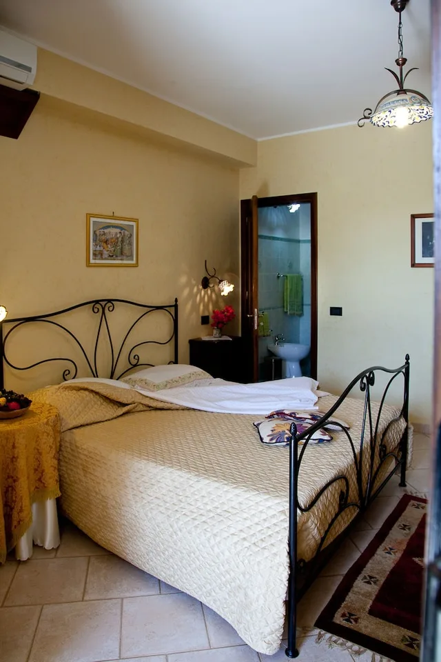 غرفة ثلاثية بسرير كوين وسرير فردي، Agriturismo Al Lago Verde 1/2