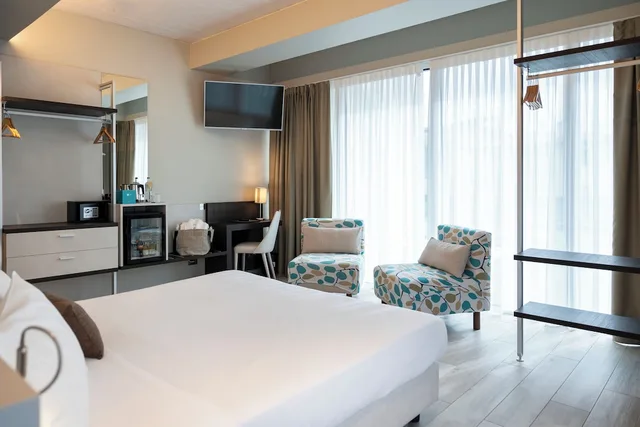 غرفة كلاسيكية بسرير مزدوج مع أريكة، Vision Hotel 3/10