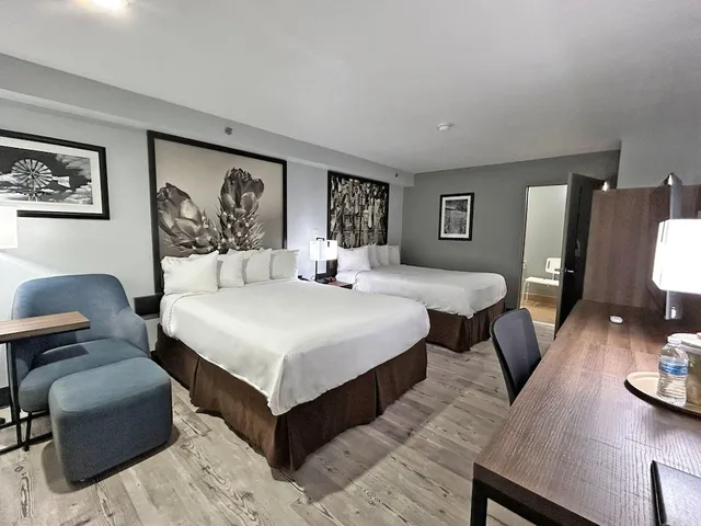 غرفة قياسية بسريرين كوين، SureStay Plus by Best Western Cannon A.F.B. 5/7