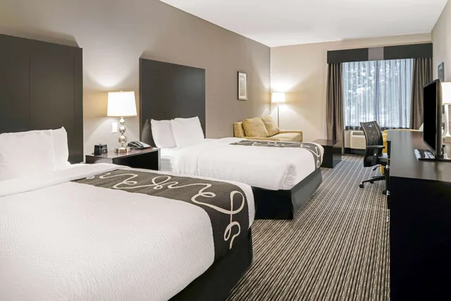 غرفة بسريرين كوين لذوي الإعاقة، La Quinta Inn & Suites by Wyndham Rockport - Fulton 5/10