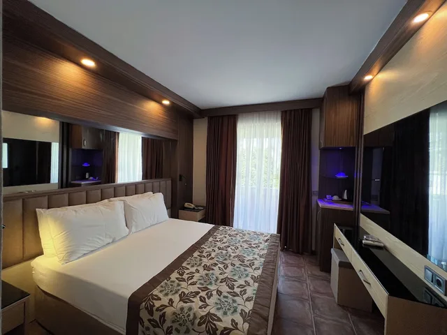 غرفة قياسية بسرير مزدوج أو سريرين منفصلين، Fame Hotel 1/6