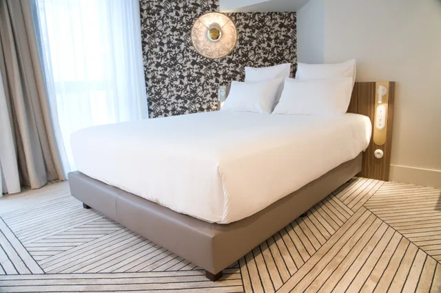 غرفة قياسية بسرير كوين، Hotel Yac Paris Clichy, a member of Radisson Individuals 3/6