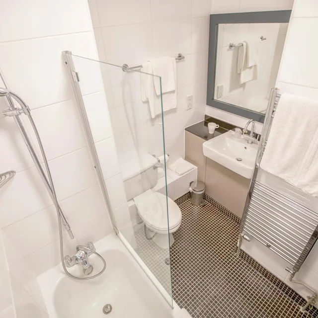 Contemporary, Standard, Double Bed، Denham Grove 3/4