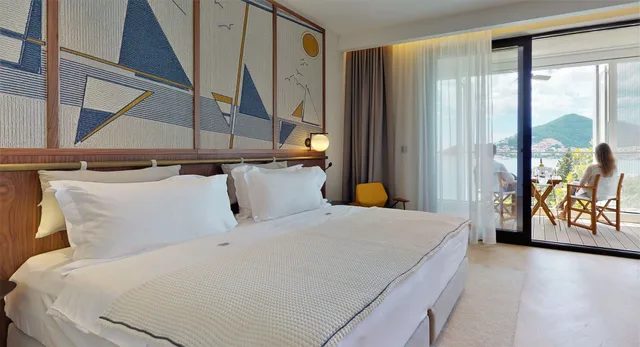 غرفة كومفورت بسرير كينج بإطلالة على البحر بشرفة، Dukley Hotel Resort 8/10