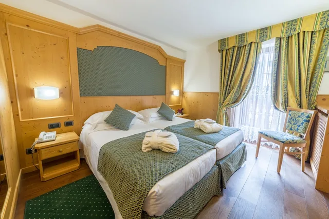 غرفة عائلية بسرير كوين وسريرين منفصلين بغرفتي نوم، Hotel Excelsior Planet 6/10