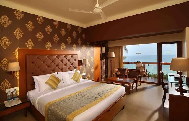 Room, King Bed, Coast View، Uday Samudra Leisure Beach Hotel 1/1
