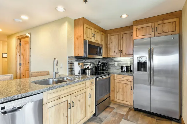 Loft, Residence, Studio، Grand Summit Hotel 4/4