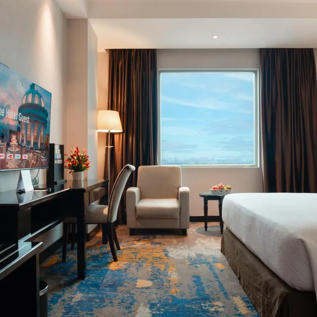 غرفة ديلوكس بسرير كينج، FOUR POINTS BY SHERATON MEDAN 4/7