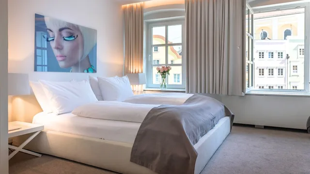 غرفة بزنس بسرير كوين، FORSTINGER HOTEL 3/10