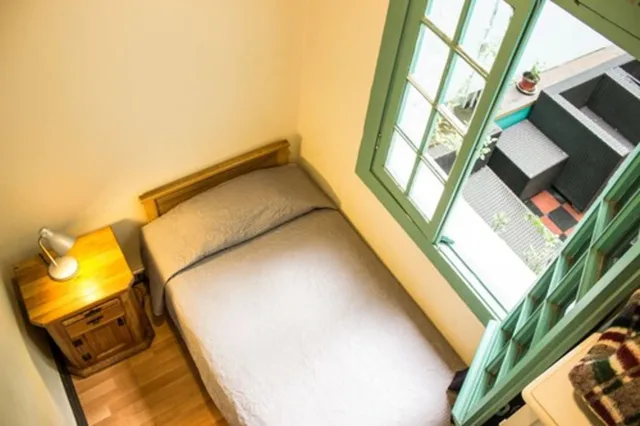 غرفة مفردة صغيرة بحمام مشترك، Forestal Hostal 8/9