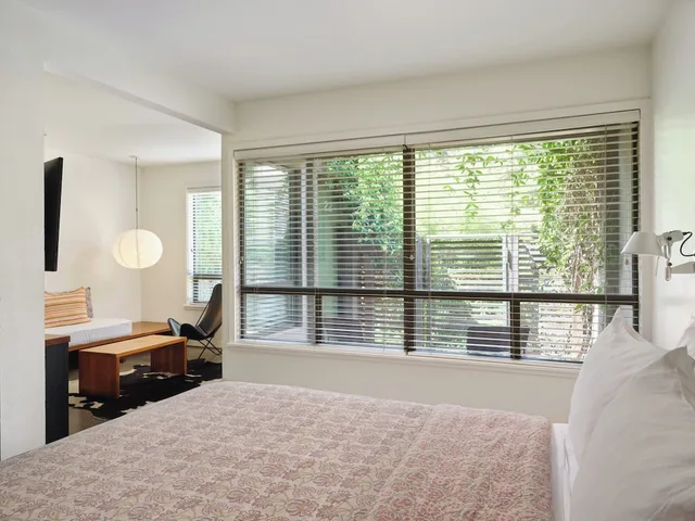 Petite, Studio, Queen Bed، Hotel San Jose 1/3