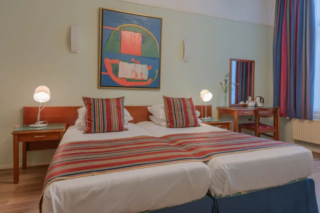 غرفة بسرير مزدوج أو سريرين منفصلين، Hotel Des Arts 2/7
