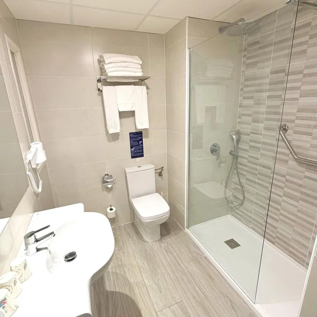 Plus, Double Bed، Xaine Park 7/8