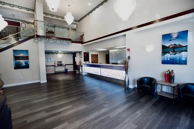 Portland Suites Airport East، غريشام 3/25