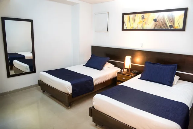 غرفة قياسية بسريرين منفصلين، Hotel Toscana Plaza 1/2