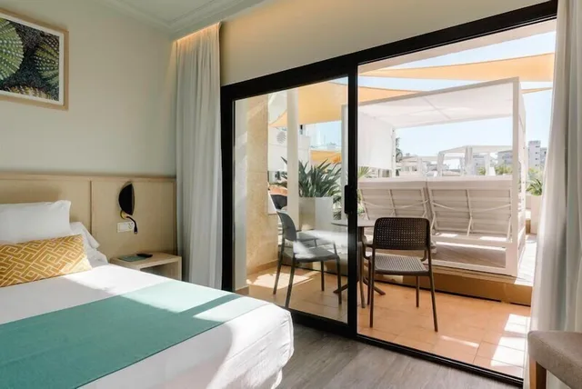 My Favorite Club, Premium, Single Bed, Balcony، AluaSoul Palma Hotel - Adults only 3/4