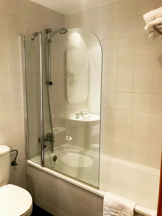 غرفة داخلية أساسية بسرير كوين، Hotel Ramblas Internacional 2/4