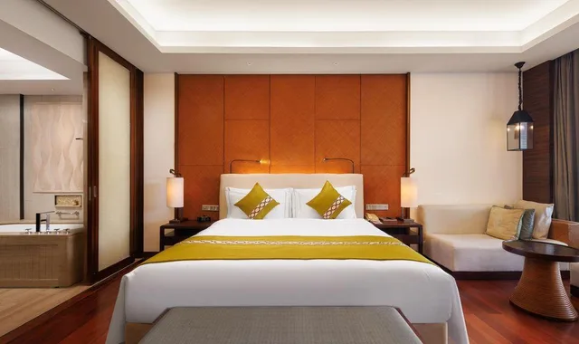 Standard, Queen Bed, Haitang Bay Gloria Sanya Hotspring Resort 1/2