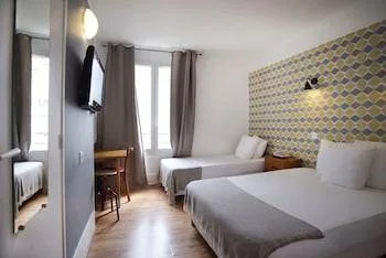 غرفة ثلاثية بسرير مزدوج، Zazie Hotel 1/1