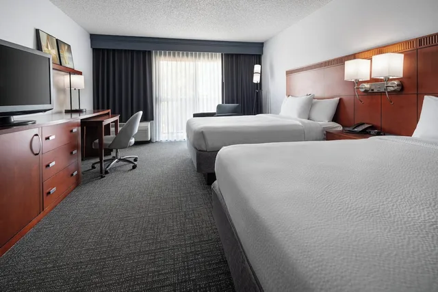 غرفة بسريرين كوين لذوي الإعاقة، Courtyard by Marriott Rancho Cordova Sacramento 1/4