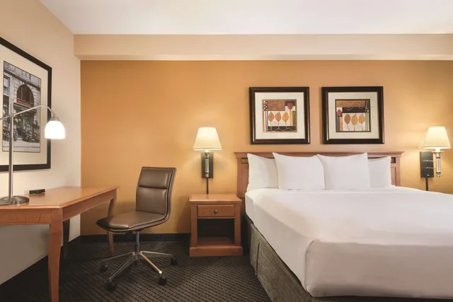 غرفة بسريرين كوين، Country Inn & Suites By Radisson, Elk Grove Village/Itasca 5/7