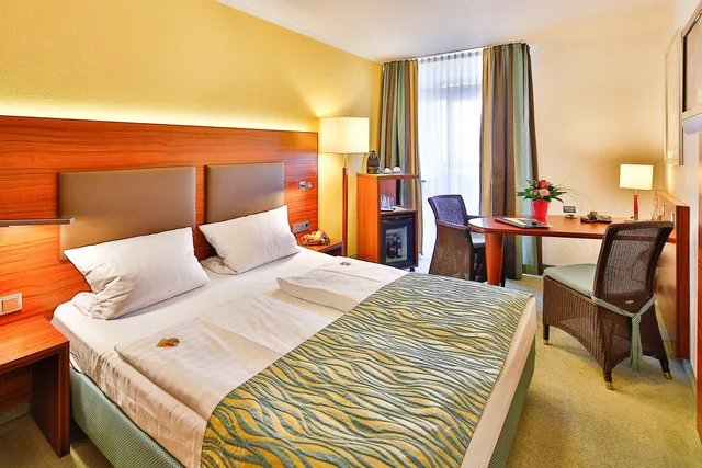 غرفة كومفورت بسرير كينج، Hotel Wallis 6/8