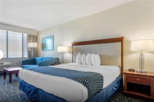 Room, King Bed, Ocean Front، Best Western Cocoa Beach Hotel and Suites 1/1