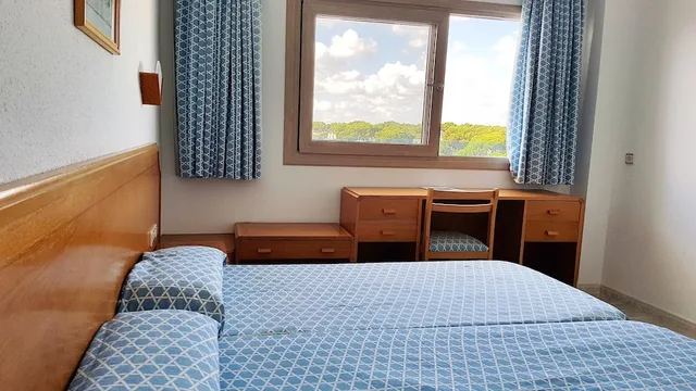 شقة بسريرين منفصلين بشرفة بغرفة نوم واحدة مع أريكة، Apartamentos Stil Mar Y Paz 1/4