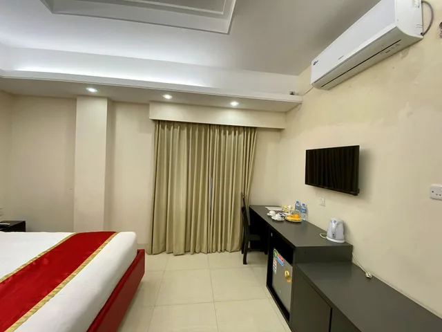 غرفة بريميوم مفردة بسرير كوين، Park Hyatt Dhaka 2/4