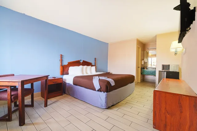 غرفة بسريرين كوين، Regency Inn Three Rivers I-37 7/10