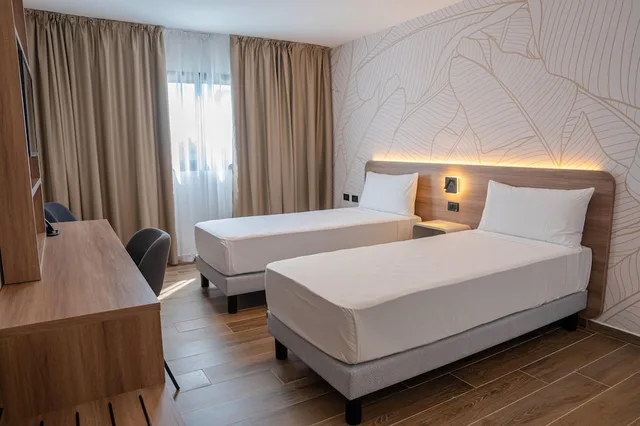 غرفة بسريرين مزدوجين بإطلالة على الحديقة، Days Inn by Wyndham Juan Dolio 3/9