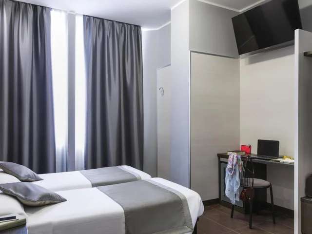 غرفة بسرير كوين، IBIS STYLES MILANO CENTRO 3/10