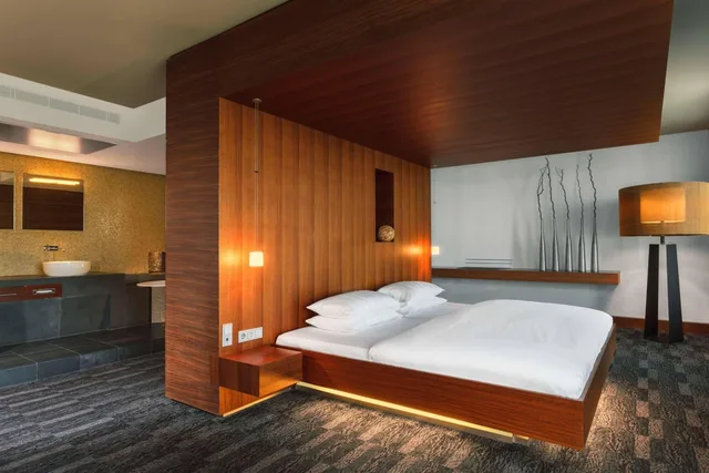 2 Bedrooms, Presidential, Suite, King Bed, SHERATON BERLIN GRAND HOTEL ESPLANADE 5/6