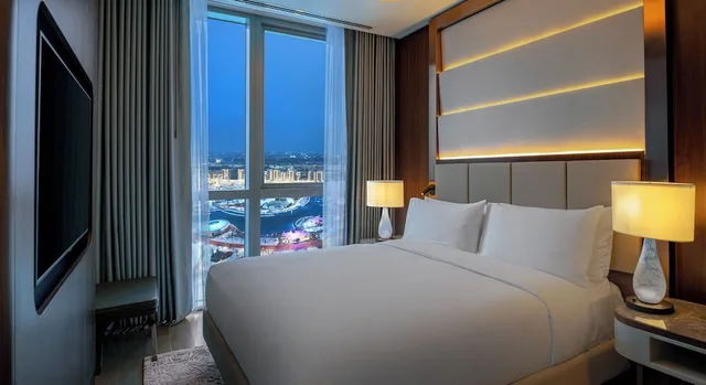 جناح بسرير كينج بإطلالة على المتنزه، Hilton Tashkent City Tashkent 1/3