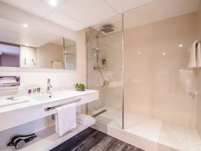 غرفة بريفيليج بسرير مزدوج، MERCURE PAU PALAIS DES SPORTS 8/9