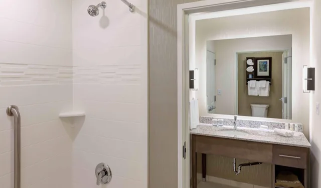 Suite, King Bed, Homewood Suites By Hilton Cape Canaveral-Cocoa Beach 2/3