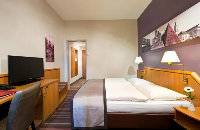 Comfort, King Bed, LEONARDO HOTEL KARLSRUHE 10/10