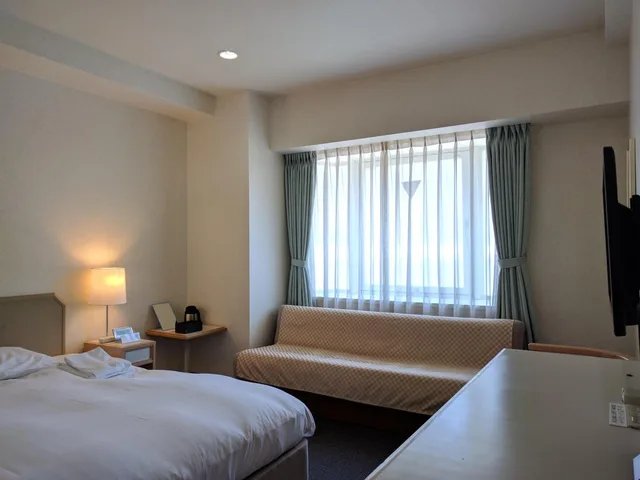 غرفة بسرير نصف مزدوج للمدخنين، Hotel Harbour Yokosuka 1/4