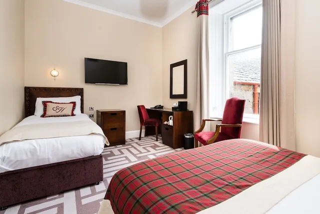غرفة عائلية بسرير مزدوج وسرير فردي، Scotlands Spa Hotel 2/10