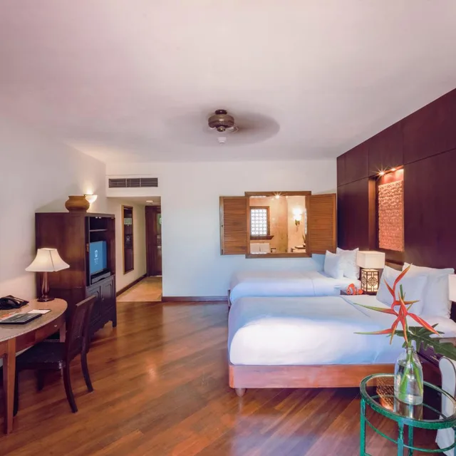 Superior, Double or Twin Bed, Lagoon View، Furama Resort Da Nang 2/7