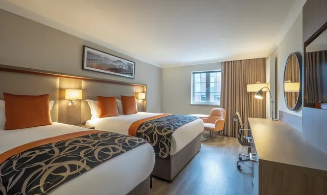 غرفة عائلية بسريرين مزدوجين، Clayton Hotel Ballsbridge 1/4